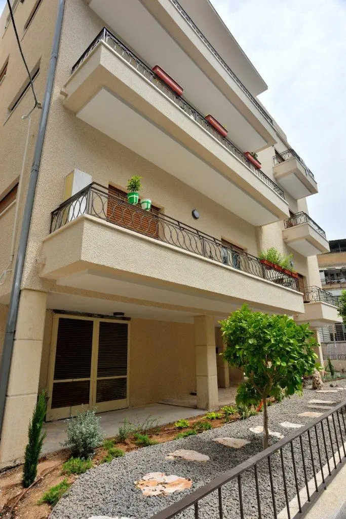 אהרונוביץ 4 ת״א