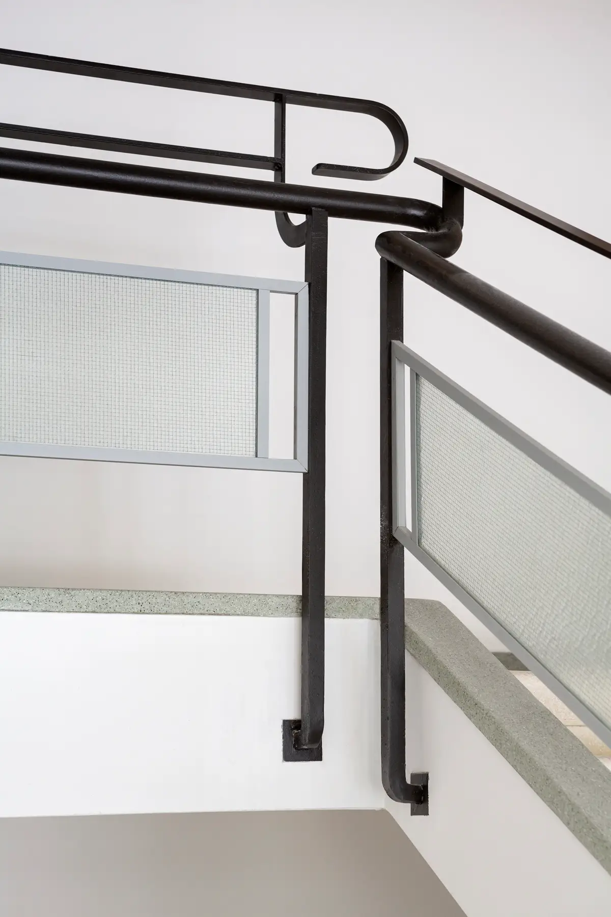 דיזינגוף 10 תמונת פנים